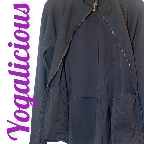 NWT YOGALICIOUS Full Zip Mock Neck Stretchy Running Jacket, Size Large - Picture 5 of 9